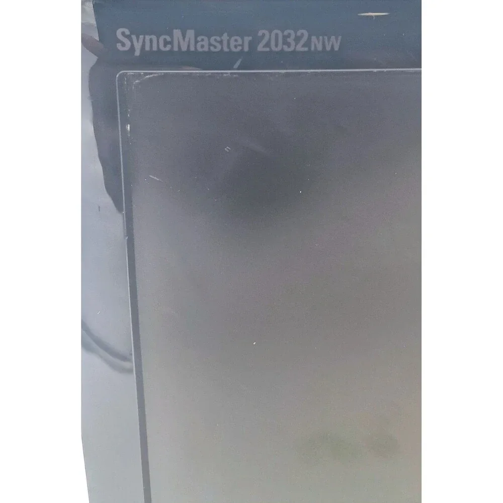 Samsung SyncMaster LCD Monitor 2032NW  20